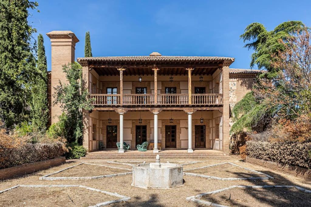 Casa Palacio Toledo Puy Du Fou エクステリア 写真