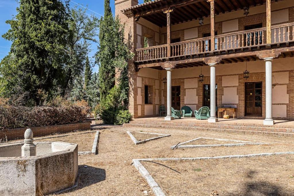 Casa Palacio Toledo Puy Du Fou エクステリア 写真