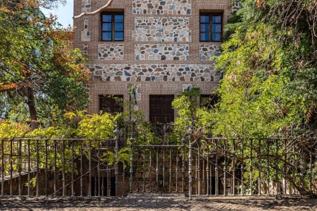 Casa Palacio Toledo Puy Du Fou エクステリア 写真